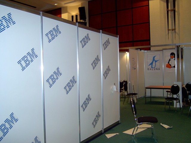 load_day0_IBM_booth_backshot